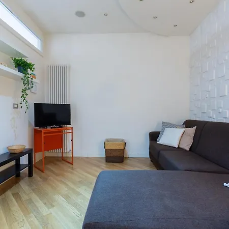 Modern Saragozza District Bologna