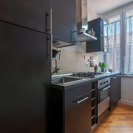 Apartment Modern Saragozza District Bologna