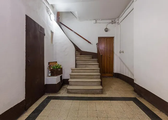 Modern Saragozza District アパート *